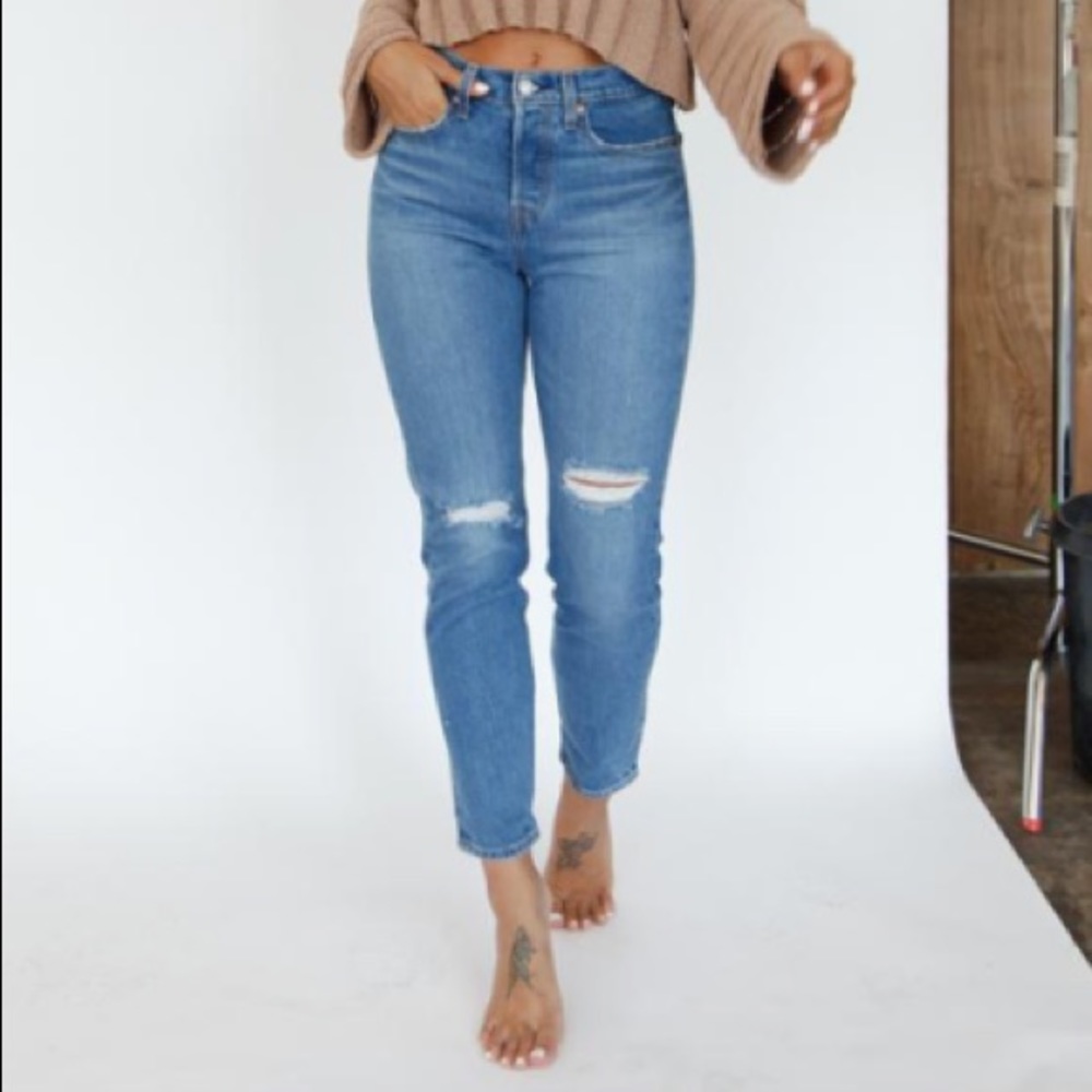 Levi’s wedgie cheeky high waist tapered jeans NWT - Picture 2 of 9